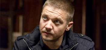 jeremyrenner-thetownfacegoodtsr2